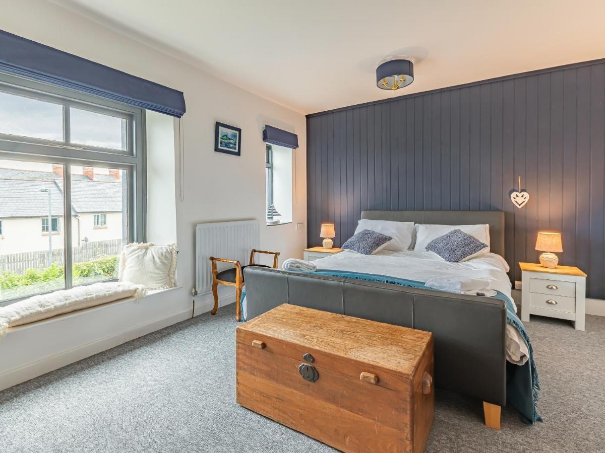 7 Severn Terrace Watchet