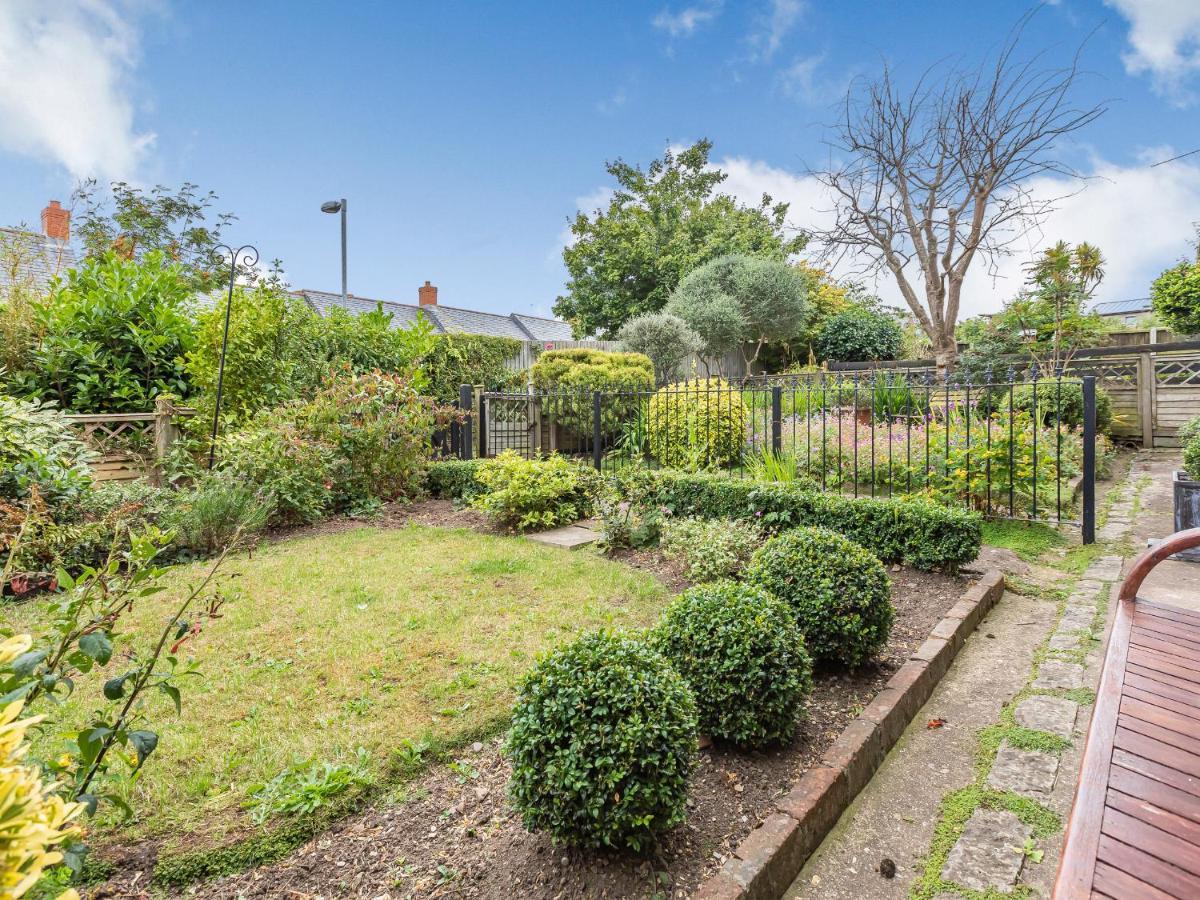 7 Severn Terrace Holiday home *